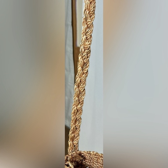 Vintage Esprit Beach Straw Crossover Bag with Long Braided Strap in Earthtones - Picture 5 of 9